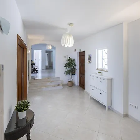 Coolhouses Algarve Lagos, 4 Bed Single-story House, Pool And Amazing Panoramic Views, Casa Fernanda Лагуш