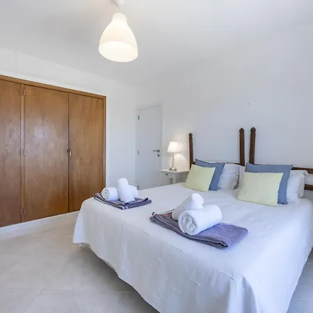Coolhouses Algarve Lagos, 4 Bed Single-story House, Pool And Amazing Panoramic Views, Casa Fernanda וילה *