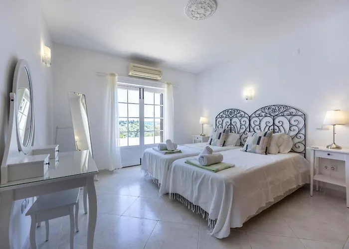 Coolhouses Algarve Lagos, 4 Bed Single-story House, Pool And Amazing Panoramic Views, Casa Fernanda *