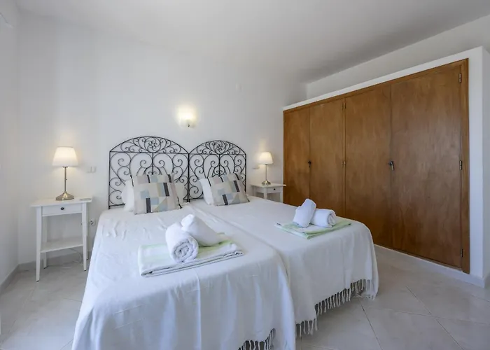 Coolhouses Algarve Lagos, 4 Bed Single-story House, Pool And Amazing Panoramic Views, Casa Fernanda *